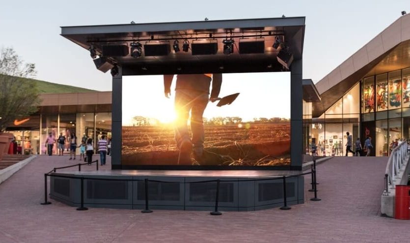 1311955689_meydanavm_5