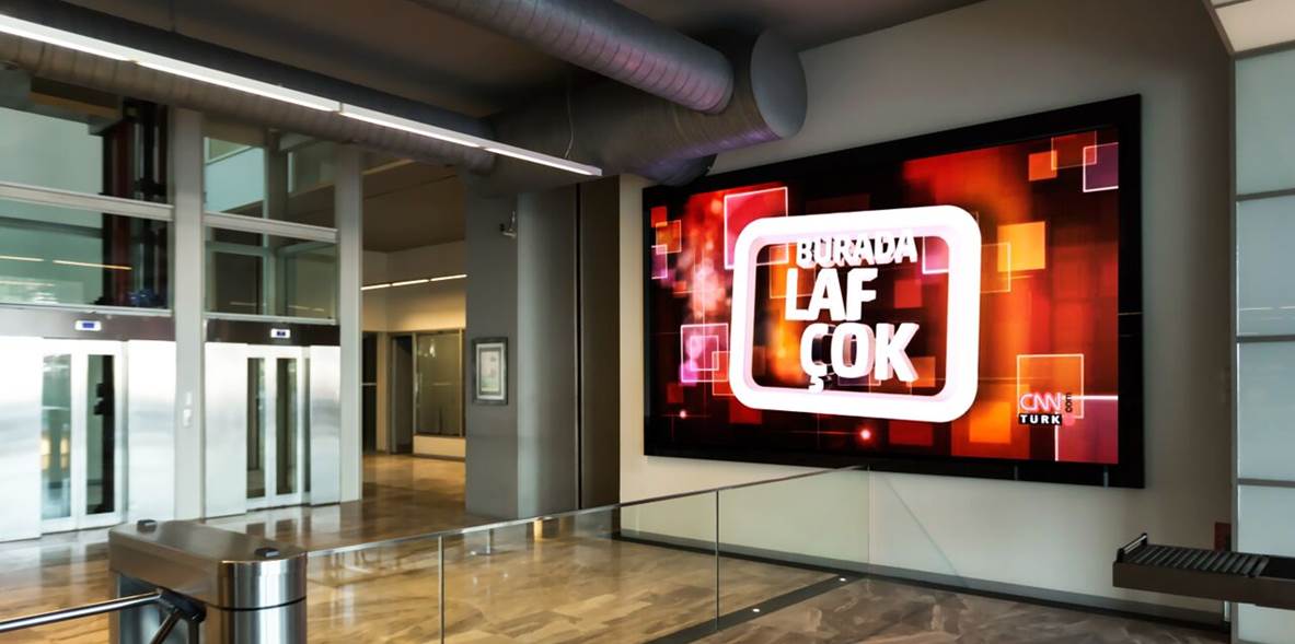 2853469265_Dogan-TV-2013-Claro-LED-1