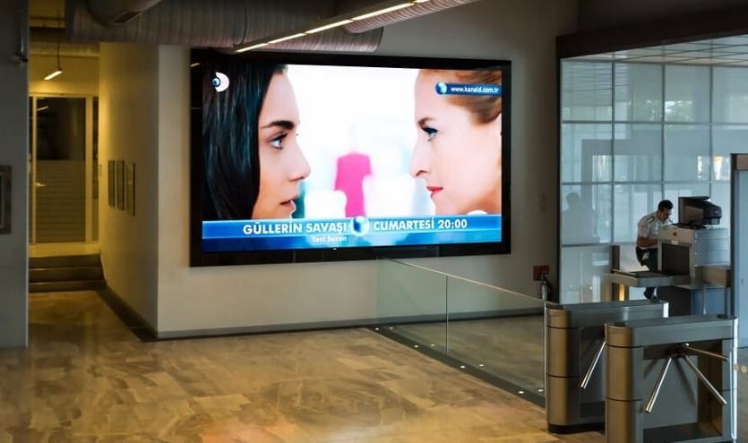 6147379163_dogancenter_2