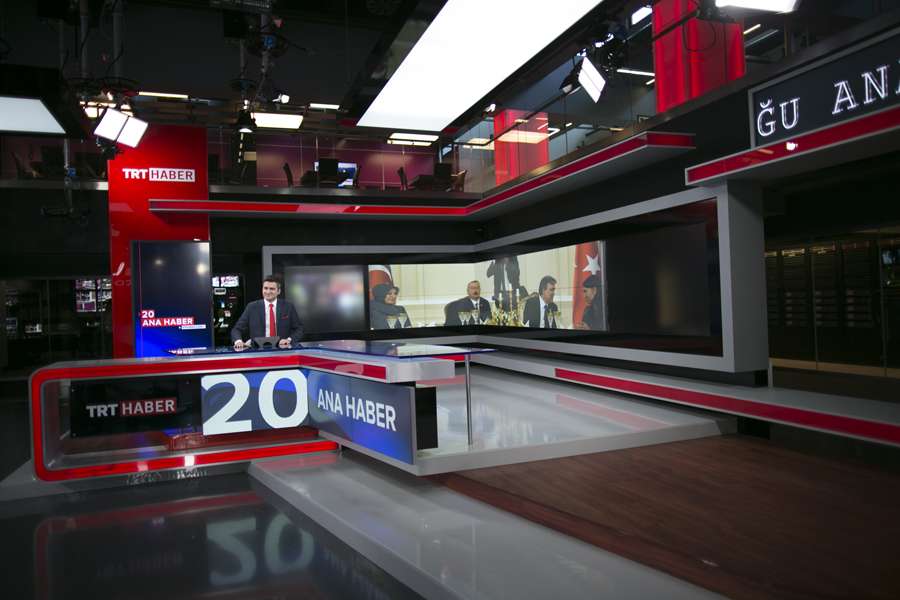 9874882464_trt-haberin-yeni-studyosu-37